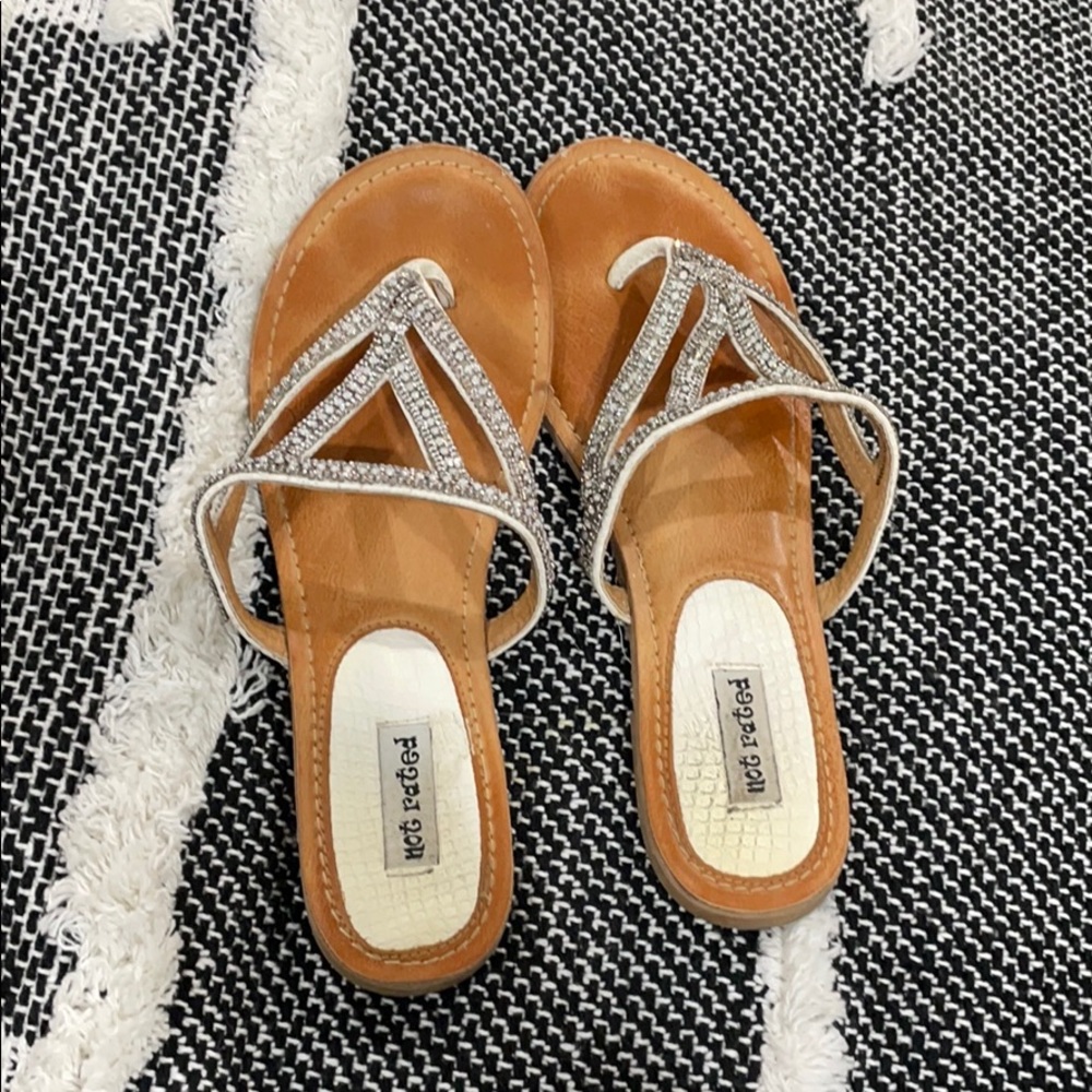 NOT RATED flip flops